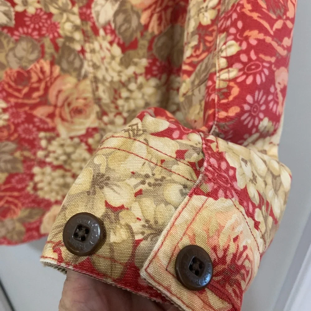 Vintage L.L. Bean Women's Red and Tan Floral Barn Coat - Picture 4 of 6
